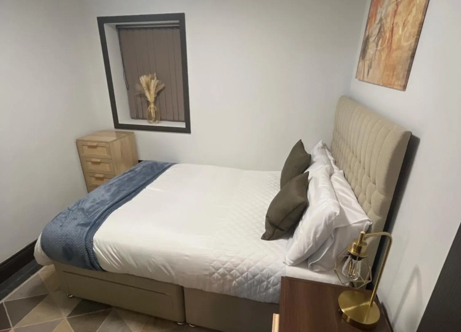 Amazing 3 Bed Apart, Sleeps 6-7 Near 02, Excel, Canary Wharf London Apartment